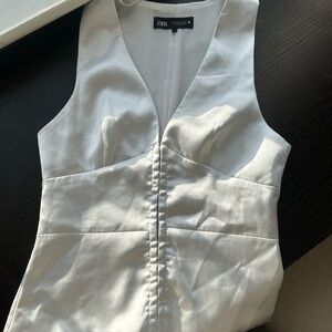 Zara White Fitted Buttoned Tank Top